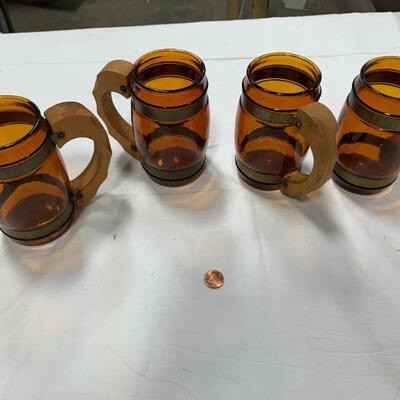 #168 Vintage Cups