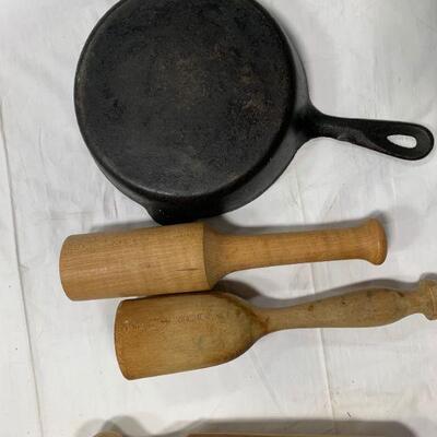 #176 Iron Pan and Rolling Pins