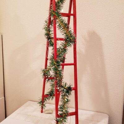 Lot 920: Ladder For Santa or Elves CHRISTMAS Trimming Ladder
