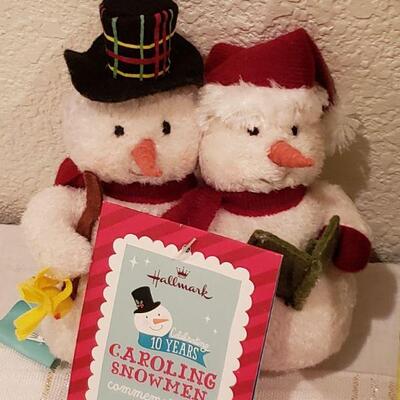 Lot 923: NEW Lord & Taylor Snow Globe, Recordable Book & Book Mark and Ornaments