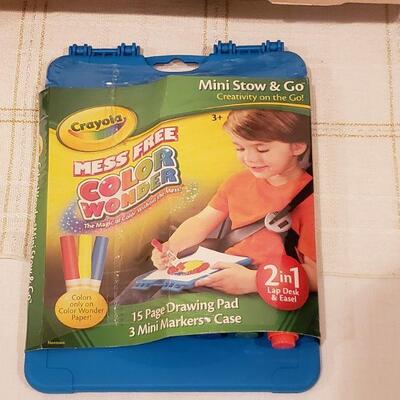 Lot 926: NEW Melissa & Doug Safari Animals Play Set, Activity Set and Soft Ornament 