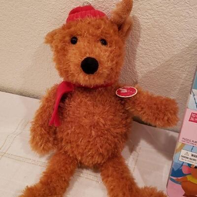 Lot 928: NEW Gift Lot