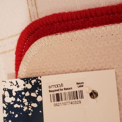 Lot 939: NEW Macy's Holiday Door Mat