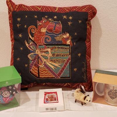Lot 941: NEW Laurel Burch Cat Holiday Pillow, Ornaments and Mug
