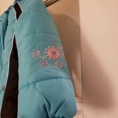 Lot 955: NEW Size 4 Girls Coat