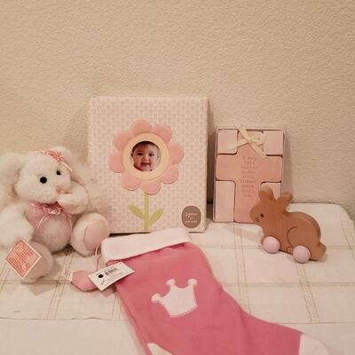 Lot 973: NEW Baby Girl Gifts