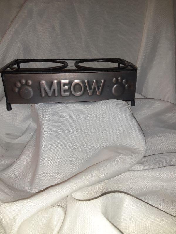 Meow Cat Dish Holder