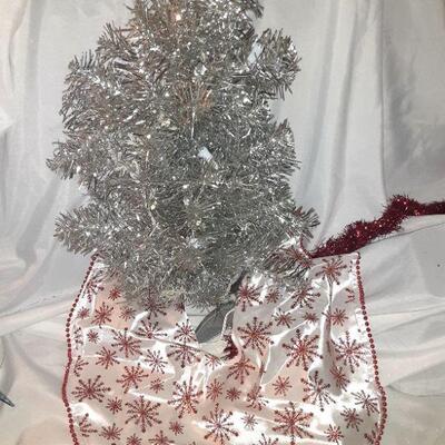 Silver Prelit Tree with Skirt