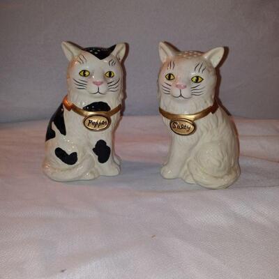 Purrrfect Pepper & Cat Salt Shakers