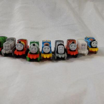 Thomas & Friends   9  individual pieces