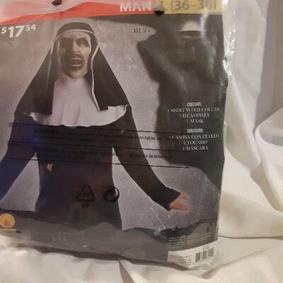 New Men's Halloween Costume Mask and Clothing 