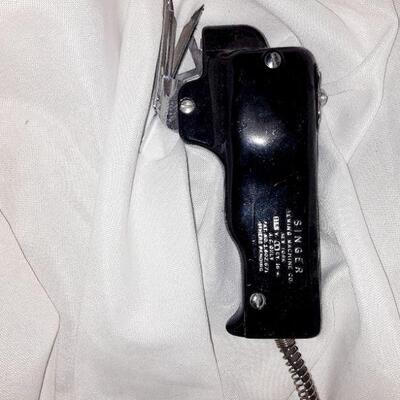 Vintage Singer Cutter