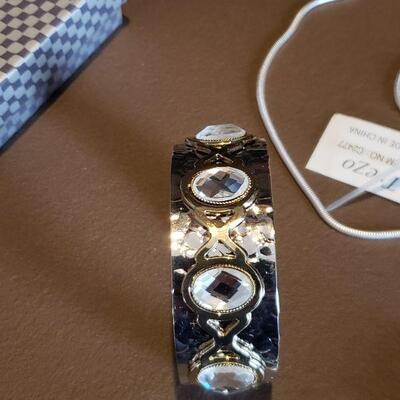 Lot 978: NEW Long Necklace with a Star Pendant & a Cuff Bracelet 