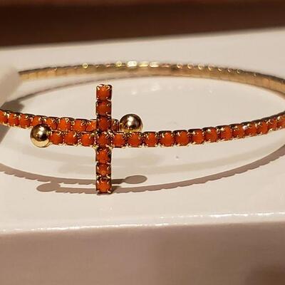 Lot 984: NEW Cross Necklace and Cross Cuff Bracelet 