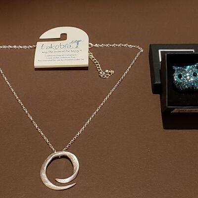 Lot 986: NEW Necklace and Owl Ring