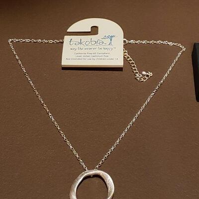 Lot 986: NEW Necklace and Owl Ring