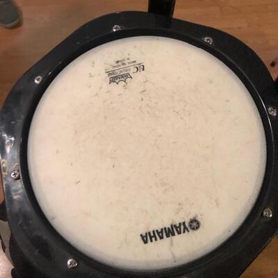 Yamaha snare and drum with stand s in bag 