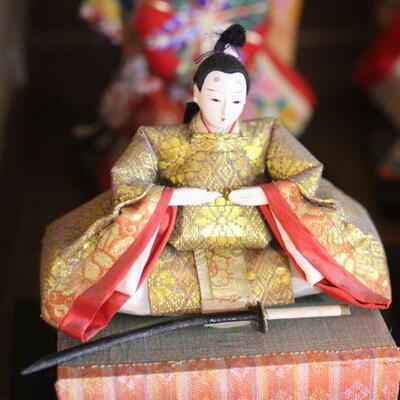 Lot 39 Collectible Japanese Dolls/Figurines