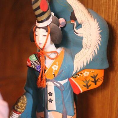 Lot 40 Collectible Ceramic Japanese Dolls/Figurines