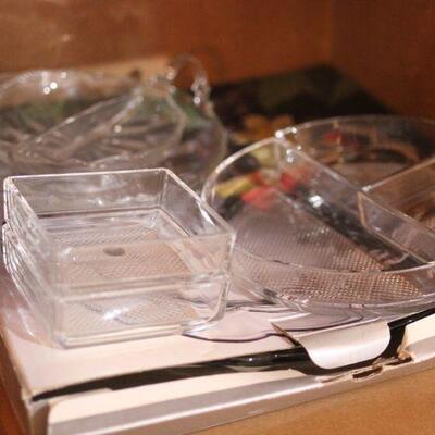 Lot 41 Vintage Clear Glass Serving Dishes, Bowls & Platters
