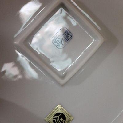 Lot 42 New Japanese Serving Dishes