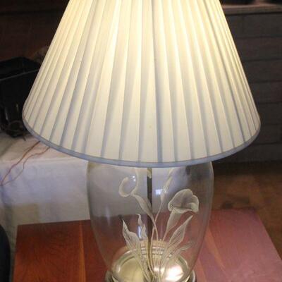Lot 62 Glass Base Calla Lily Floral Table Lamp 2'3"