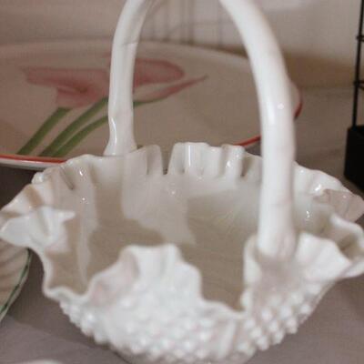 Lot 64 Vintage Glassware, Milk glass & More