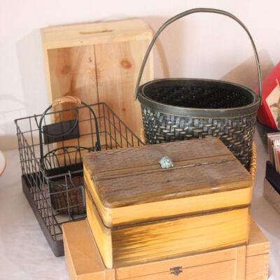 Lot 65 Wood Boxes, Baskets & Metal Wire Baskets
