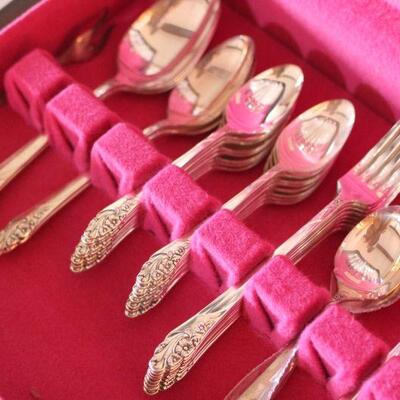 Lot 75 Community Flatware in Case 54pcs