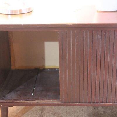 Lot 80 Mid Century Modern Wood Cabinet 20"x2'2"