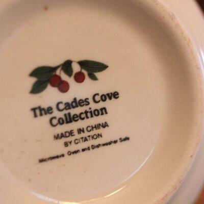 Lot 86 Wedgewood Vase, Salt & Pepper Shakers & Cades Cove