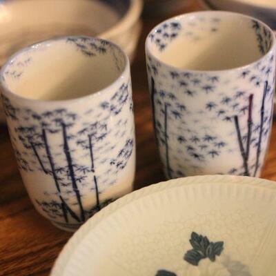 Lot 89 Misc. Dishes & Bowls