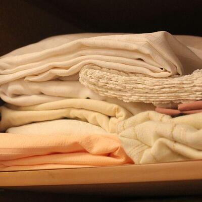 Lot 98 Contents of Vintage Linens Shelf