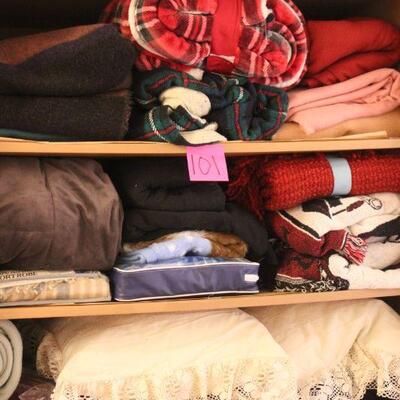 Lot 101 Contents of Linen/Blanket Cupboard