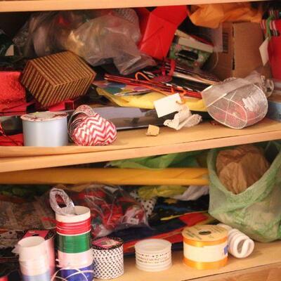 Lot 102 Contents of Gift Wrapping Cupboard