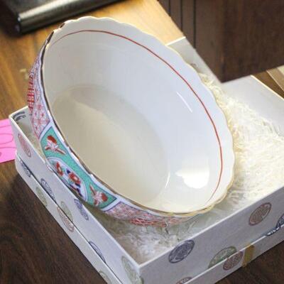 Lot 106 New Made in Japan Bowl in Box
