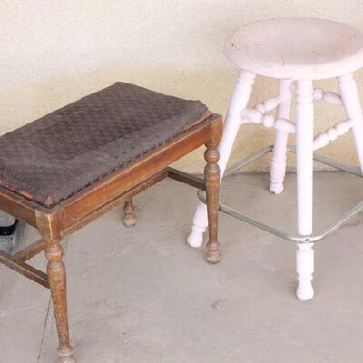 Lot 116 Vintage Stool & Piano Bench