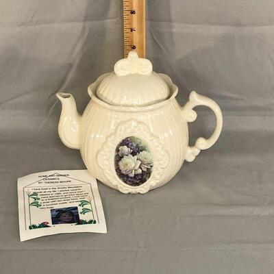 Lot 20 - Hand Decorated Teapot