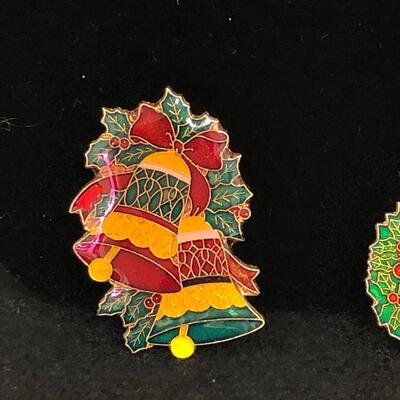 Lot 53 - Enamel Painted Christmas Brooches