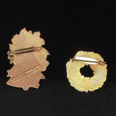 Lot 53 - Enamel Painted Christmas Brooches