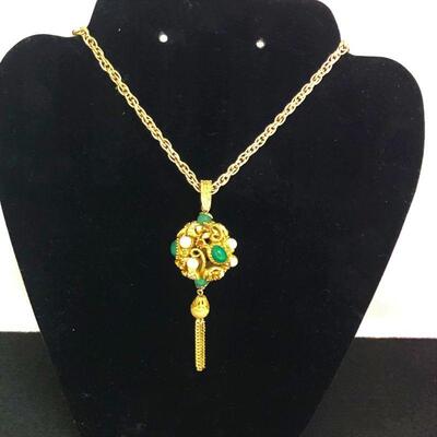 Lot 60 - Filigree Ball Faux Jade Faux Pearl Necklace