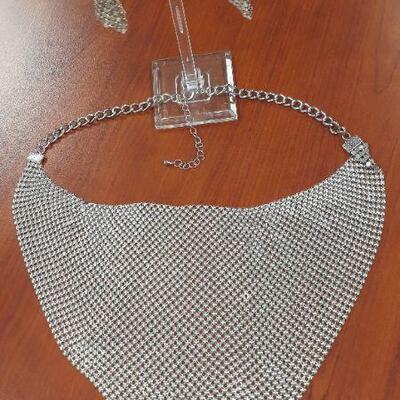 Bib necklace & earrings