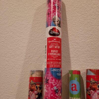 Lot 994: (5) Assorted Christmas Wrapping Paper NEW