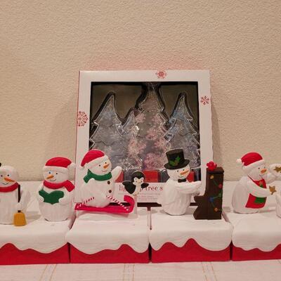 Lot 995: Set of (4) Hallmark Synchronized Christmas Snowman Dancers + LED Backlight Trees