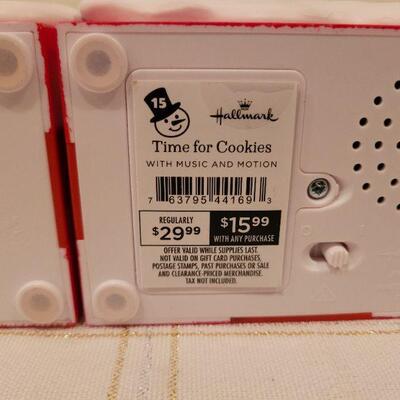 Lot 996: Set of (4) Hallmark Dancing Snowmen TESTED A+