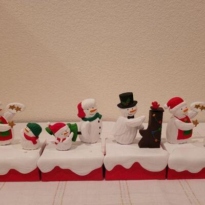 Lot 996: Set of (4) Hallmark Dancing Snowmen TESTED A+