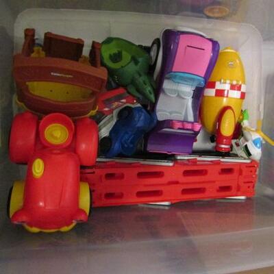 LOT 132  TOY VEHICLES RED TACTOR PINK & PURPLE CAR