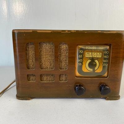 Vintage Mason 45 Tube Radio