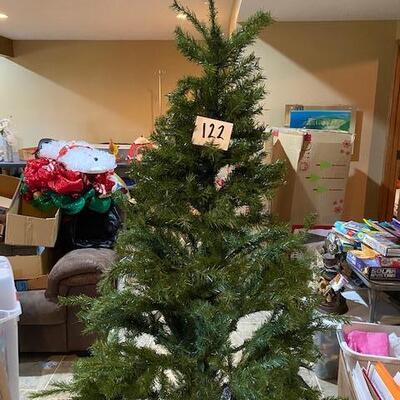 6 Foot Christmas tree