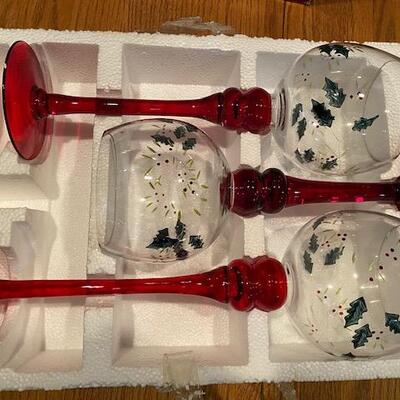 Pfaltzgraff Winterberry candleholders